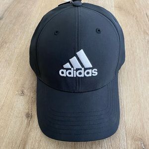Adidas golf hat, NWT! Never worn.